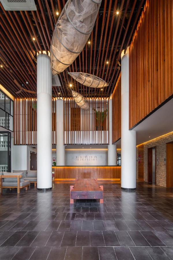 Le Mint Hotel クイニョン エクステリア 写真